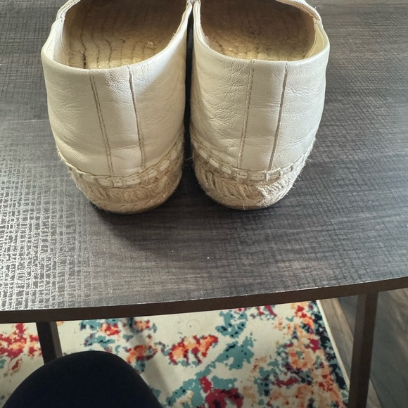 Tory Burch Cream and Black Espadrilles with Decorative Pattern - Picture 3 of 6